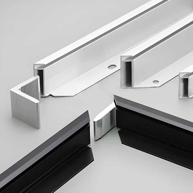 Aluminium Solar Panel Frame (30*32*18)